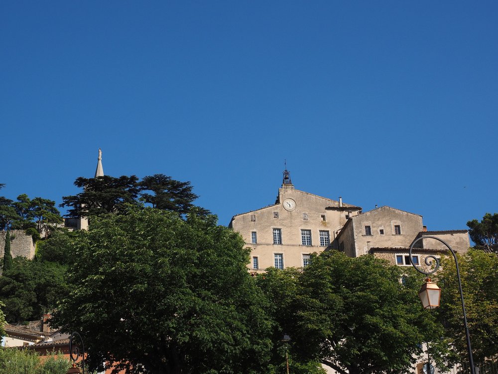 4_bonnieux-1521843_1920 (1).jpg